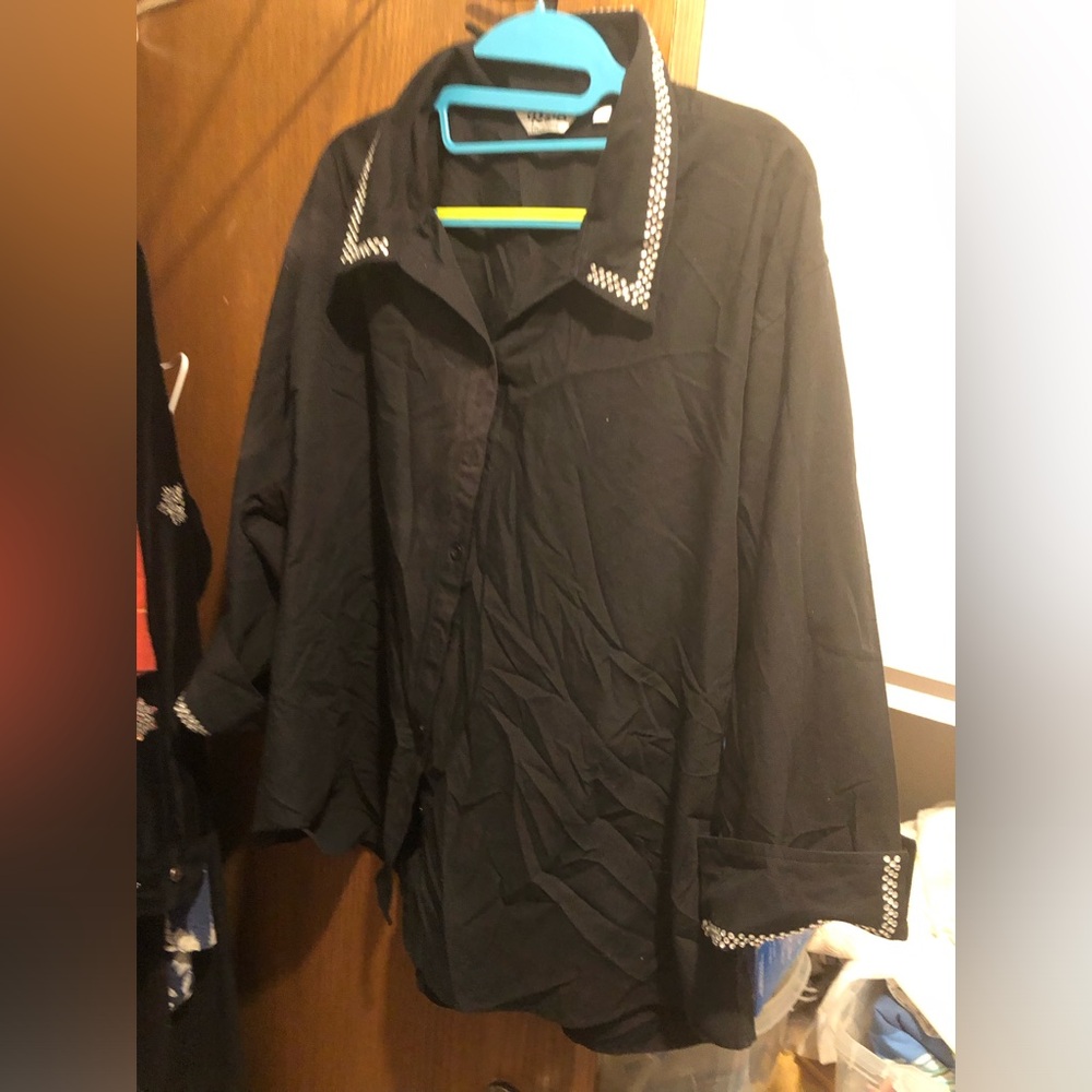 R & B Collections Bling Edged Shirt- 696 $20 or $15 w/offer